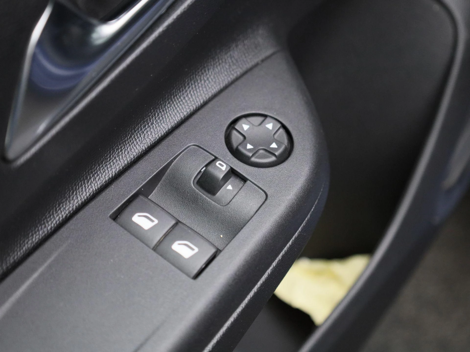 Opel-Corsa-image-27