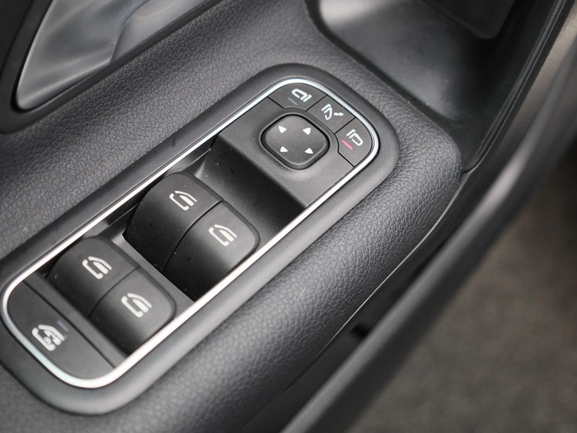 Mercedes-Benz-A-Klasse-image-31