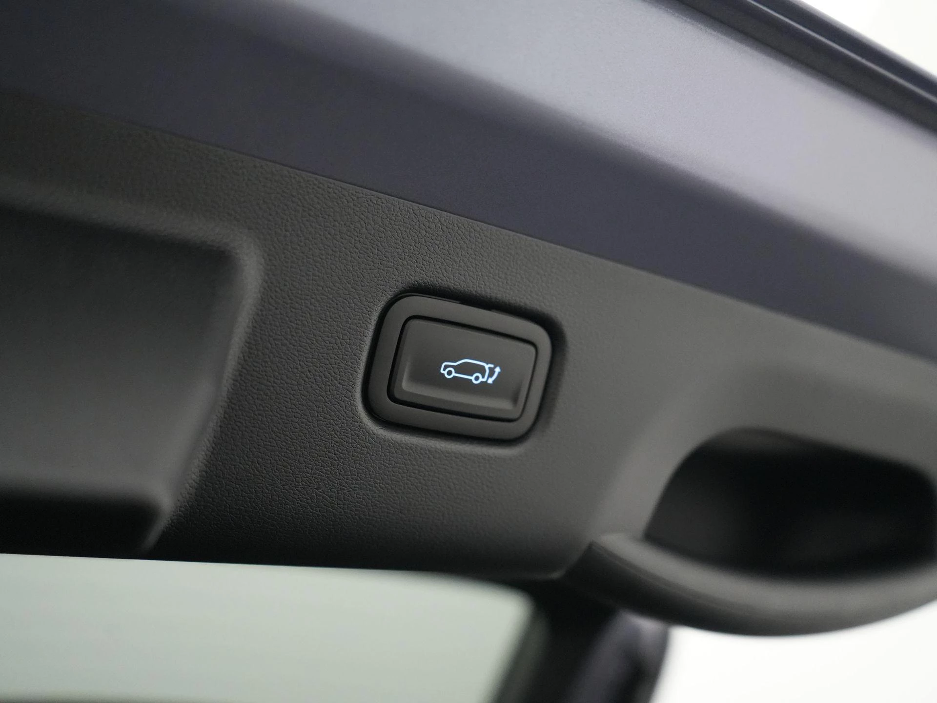 Hyundai-Kona-image-46