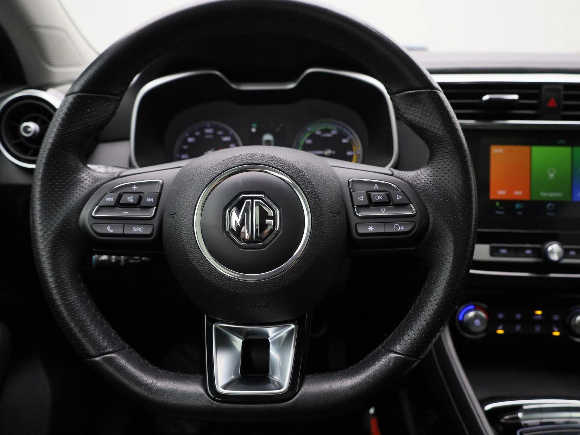MG-ZS EV-image-6