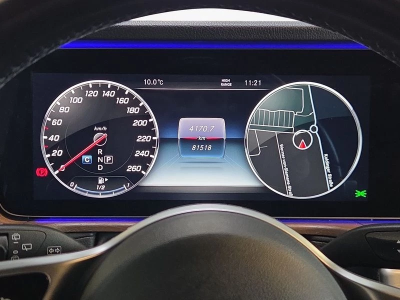 Mercedes-Benz G-Klasse 400 d AHK ACC MULTIBEAM SHZ KEYLESS TOTW