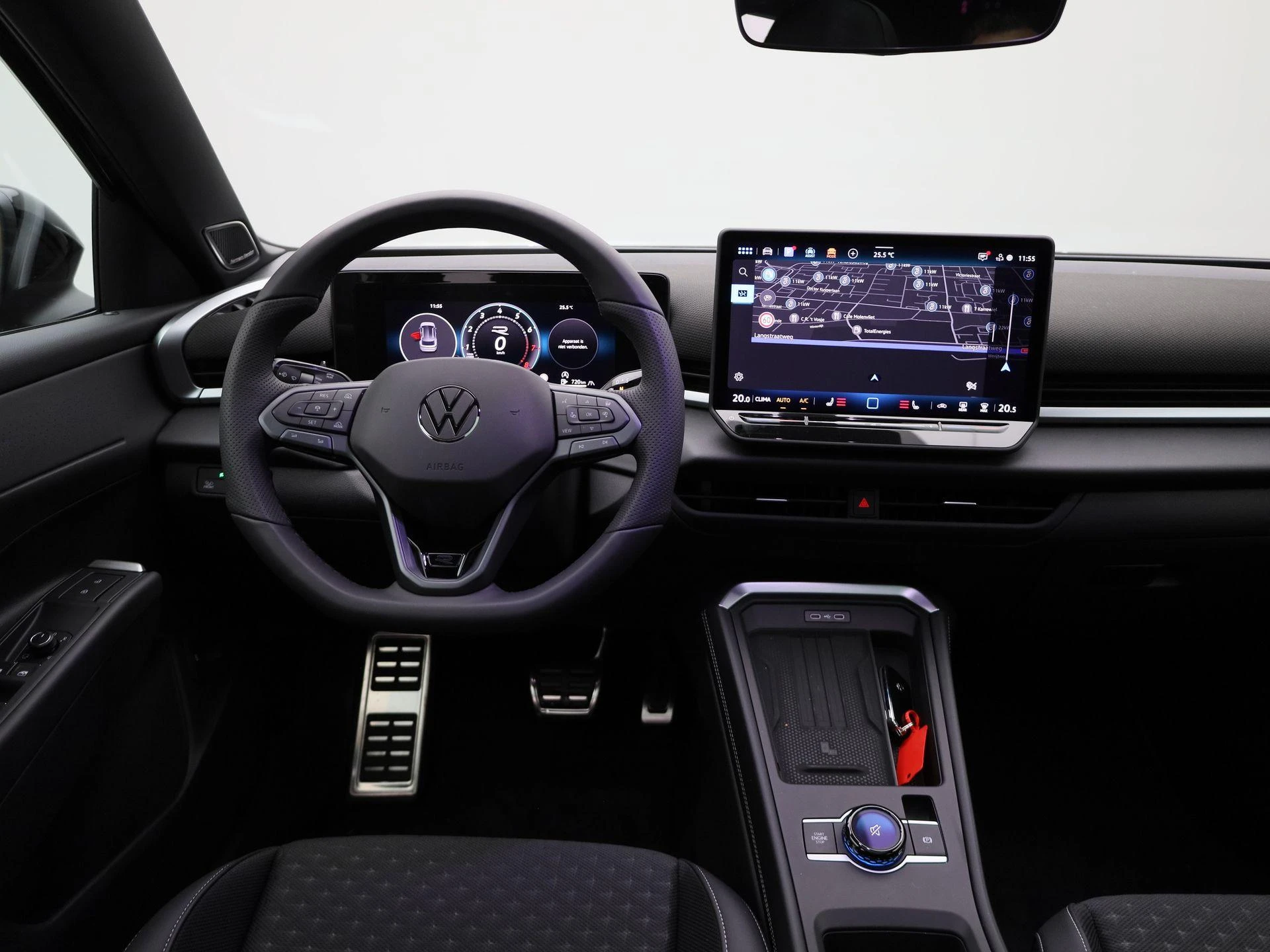 Volkswagen-T-Roc-image-6
