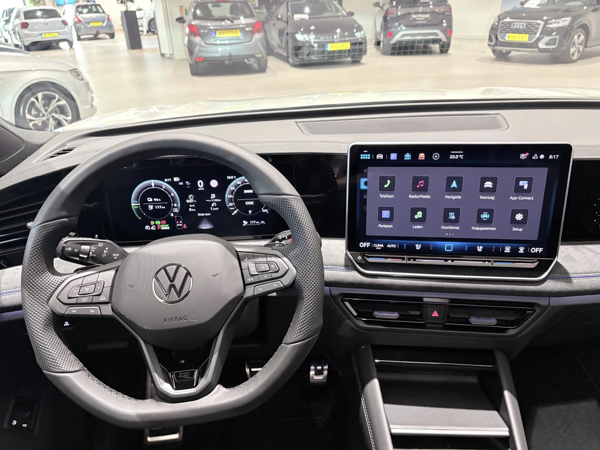 Volkswagen-Tiguan-image-21