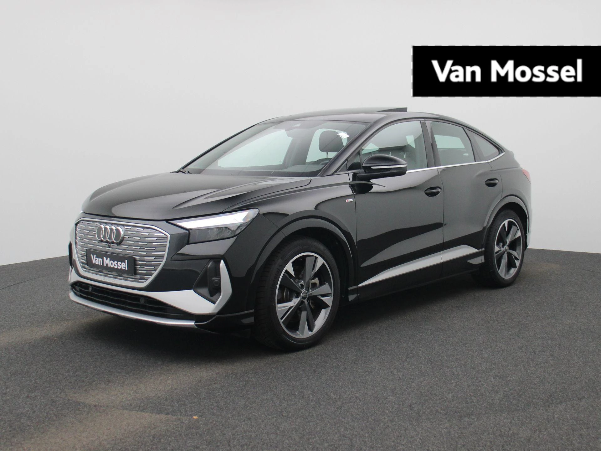 Audi-Q4 Sportback e-tron-image-0