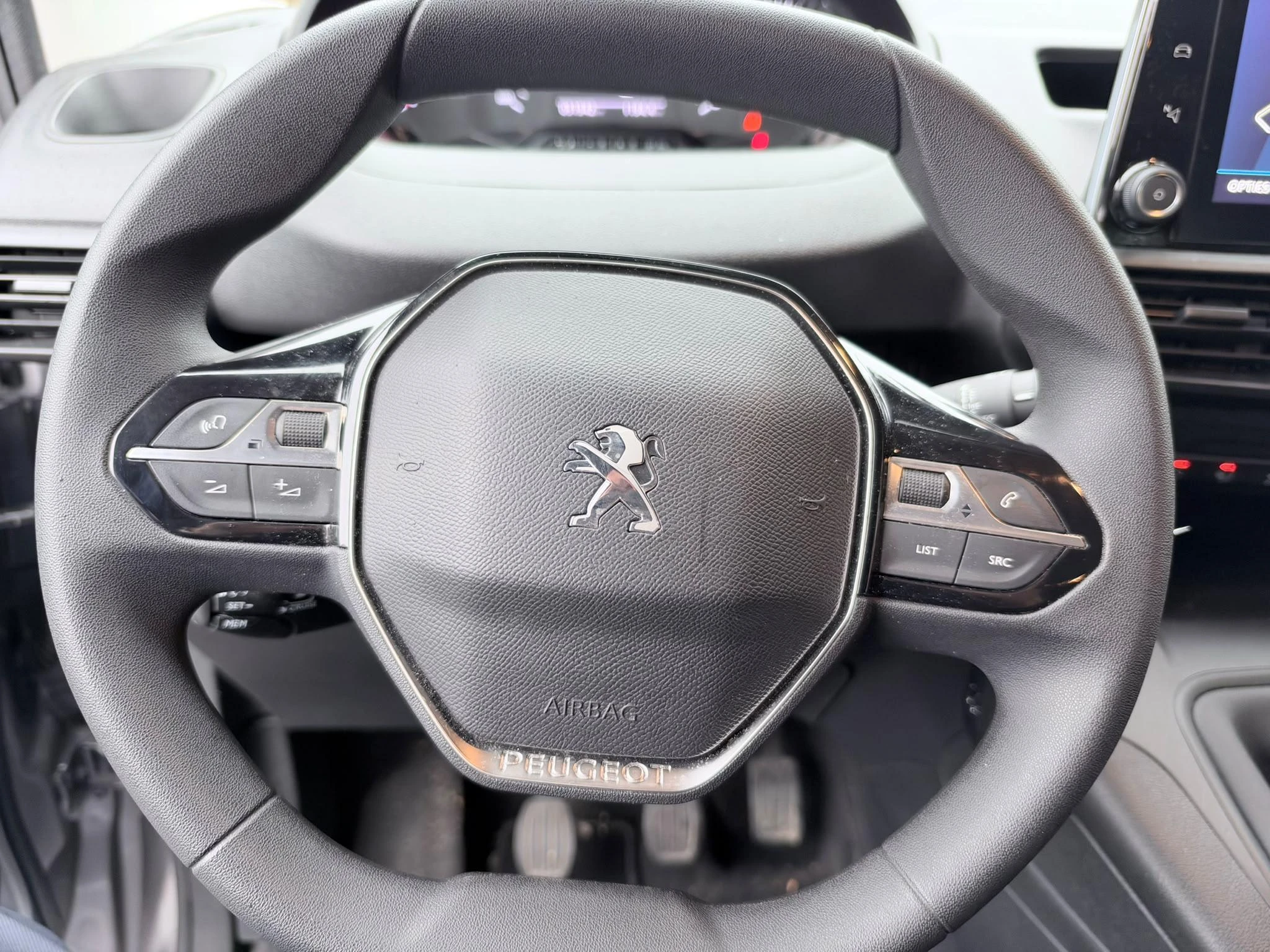 Peugeot-Rifter-image-8