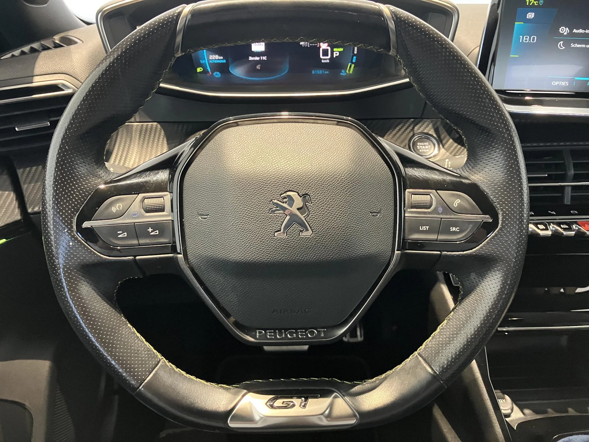 Peugeot-e-2008-image-16