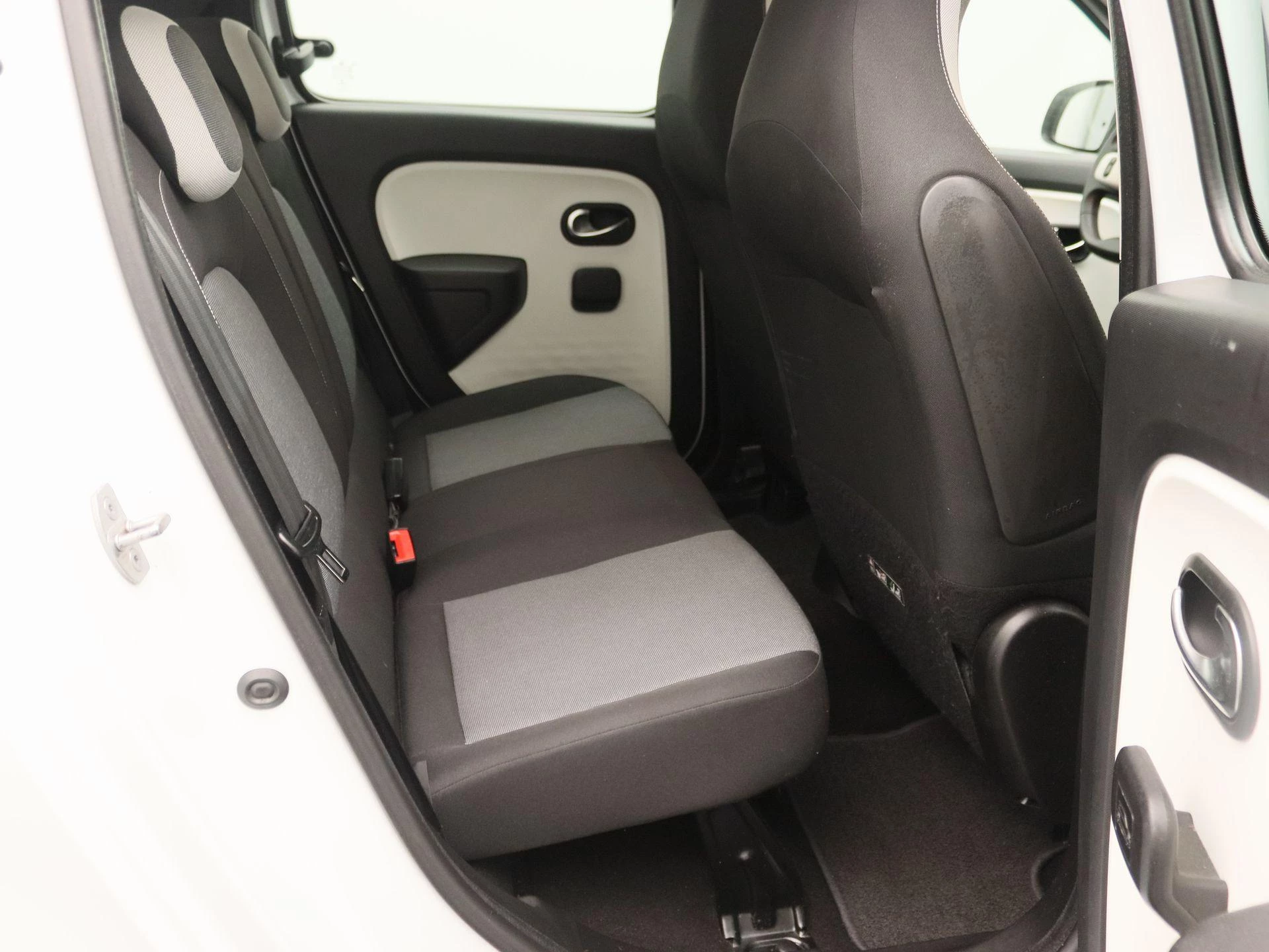Renault-Twingo-image-22