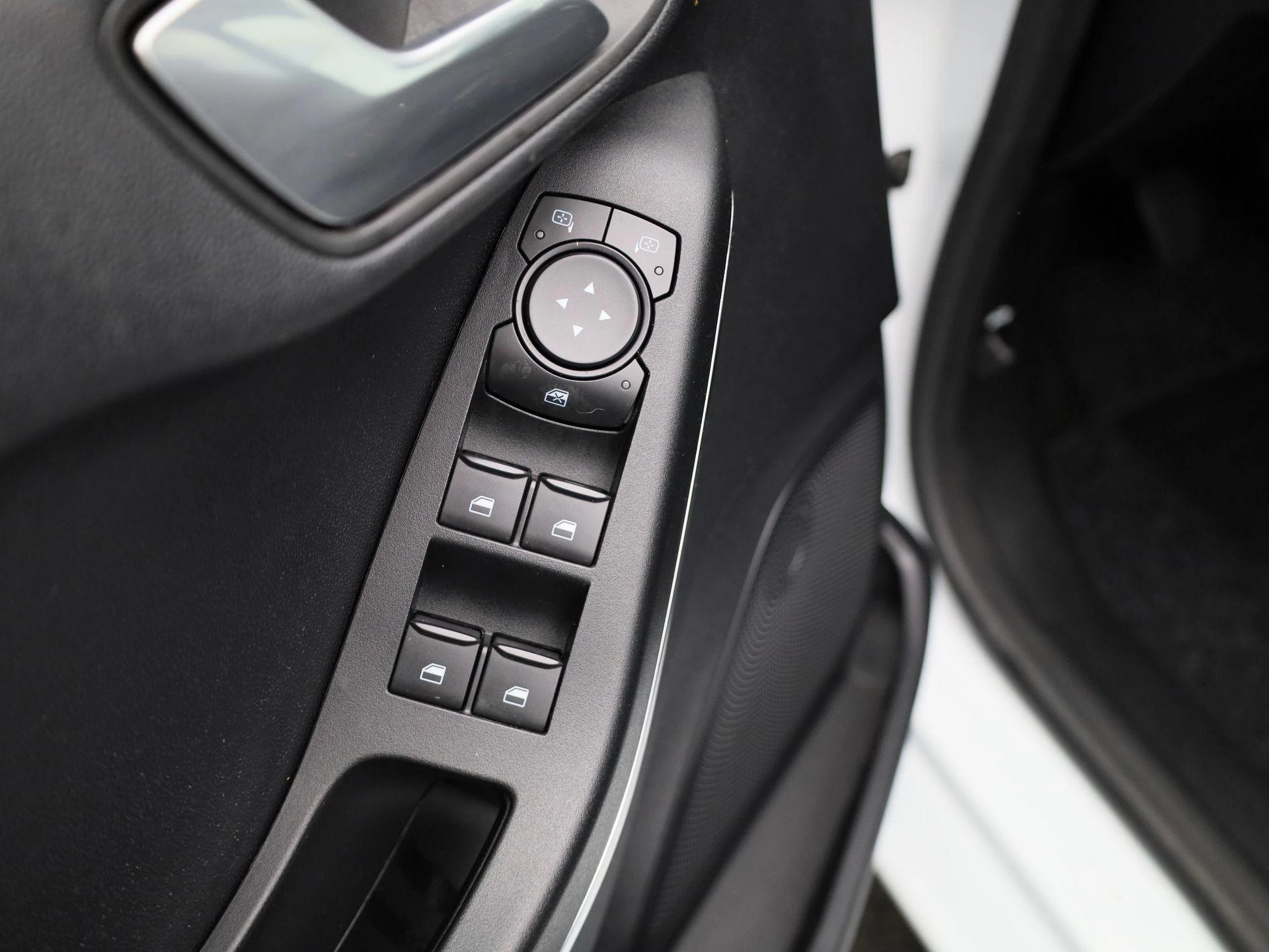 Ford-Fiesta-image-23