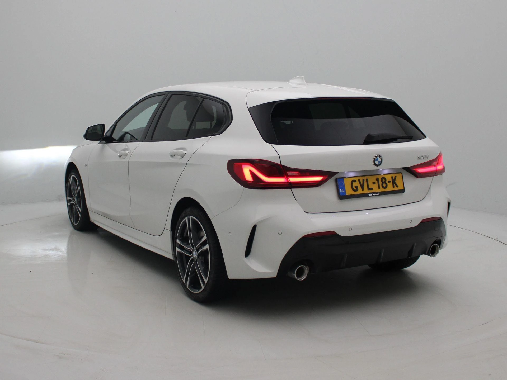 BMW-1 Serie-image-1