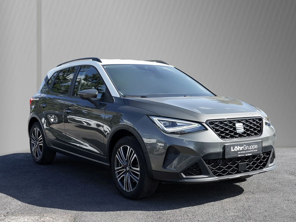 SEAT-Arona-image-2