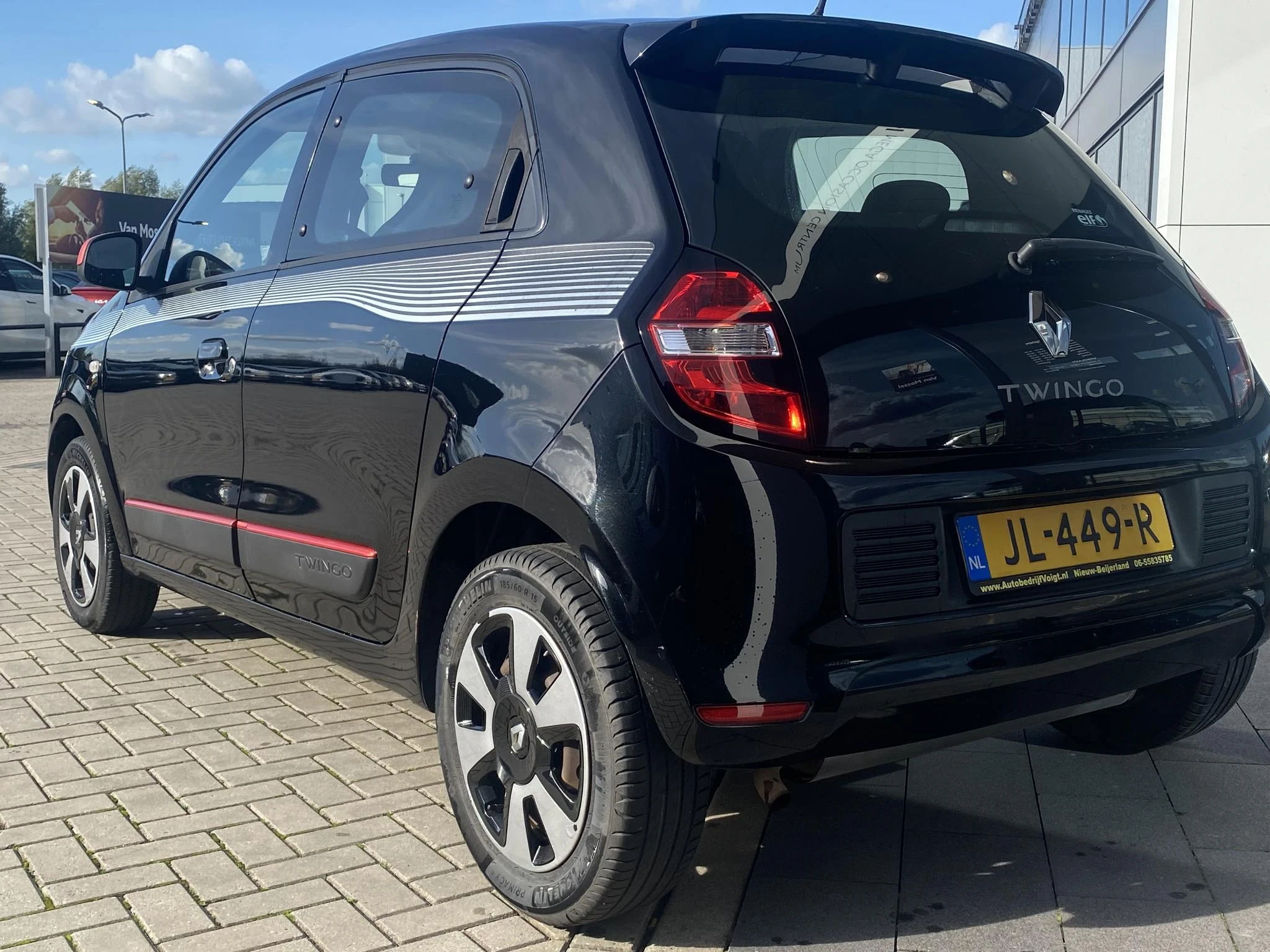 Renault-Twingo-image-2