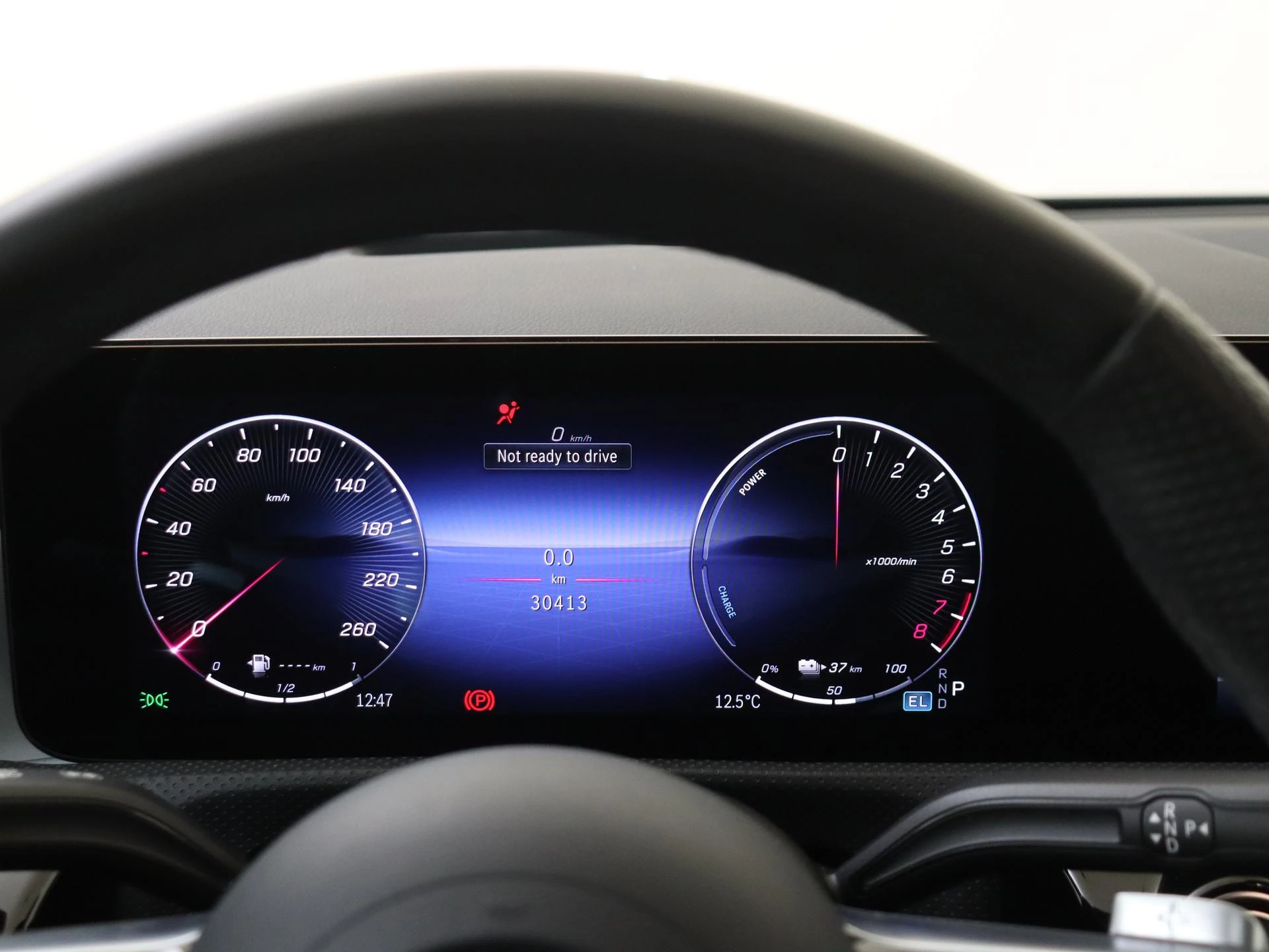 Mercedes-Benz-CLA-image-14