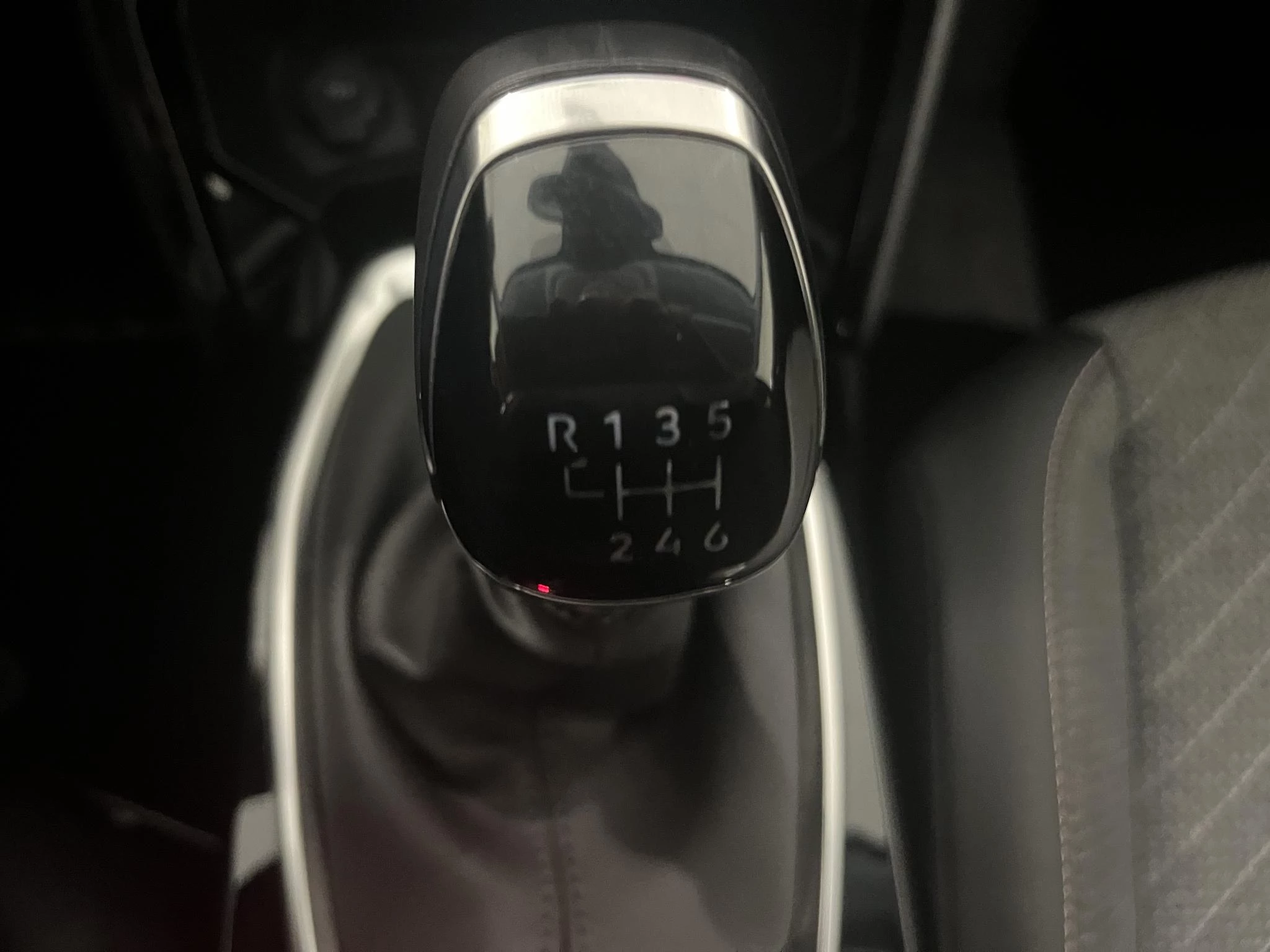 Peugeot 208 1.2 PureTech 100 Allure