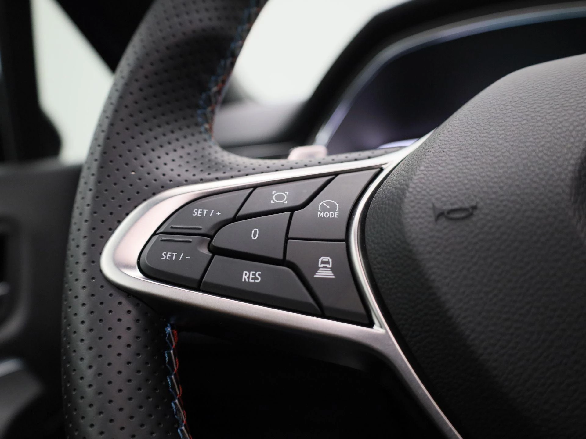 Renault-Captur-image-18