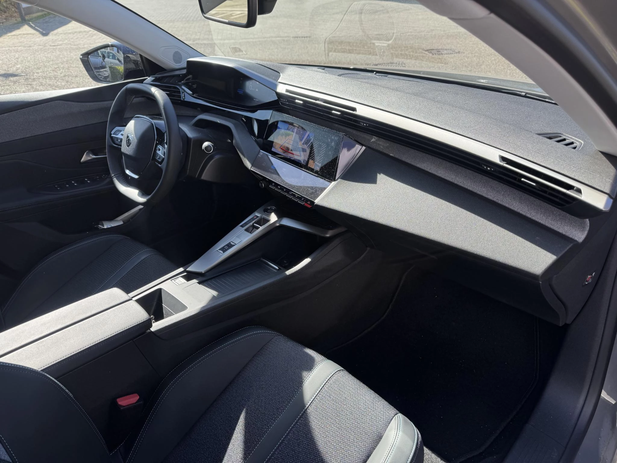 Peugeot-e-308-image-15