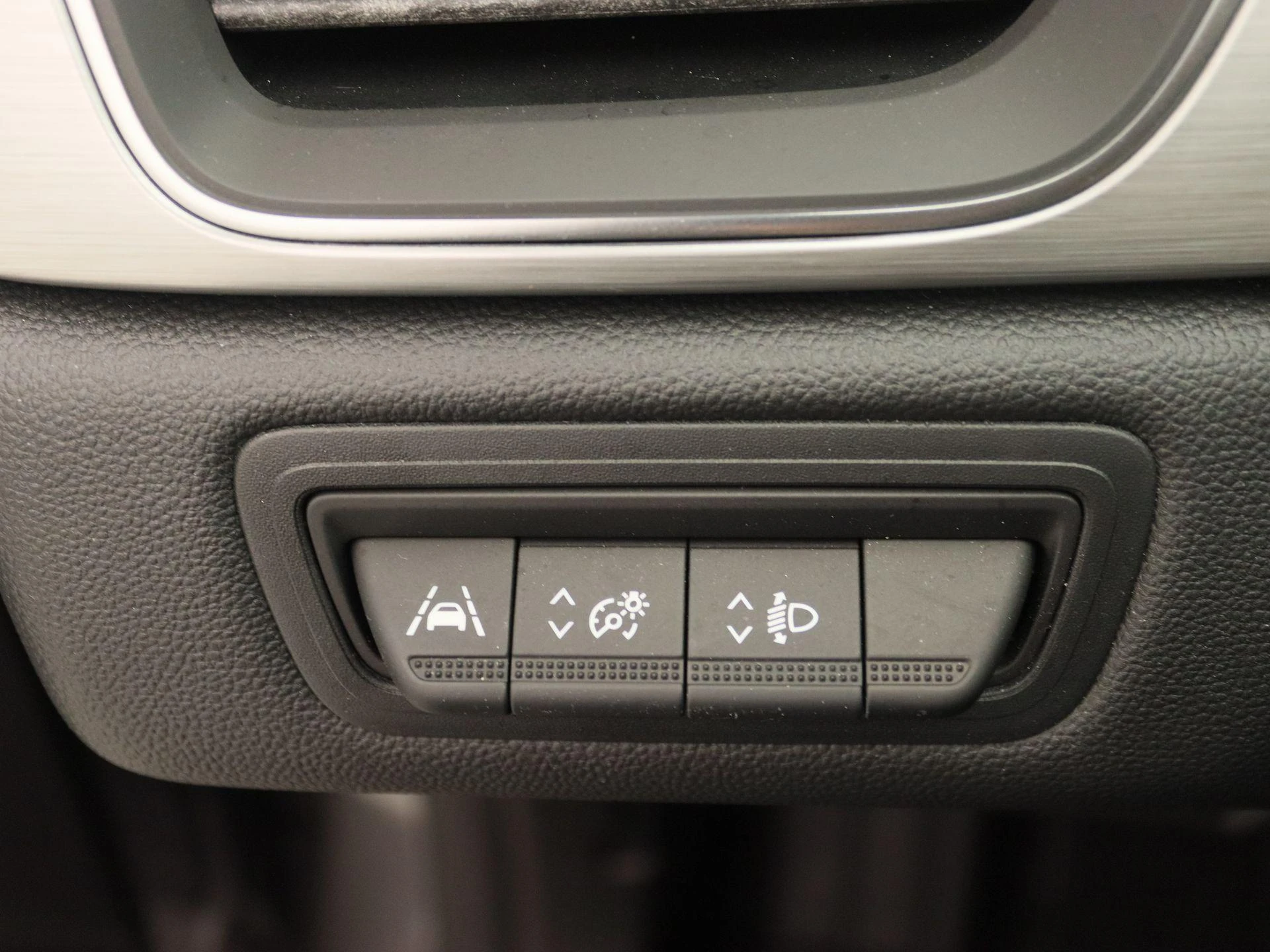 Renault-Captur-image-19