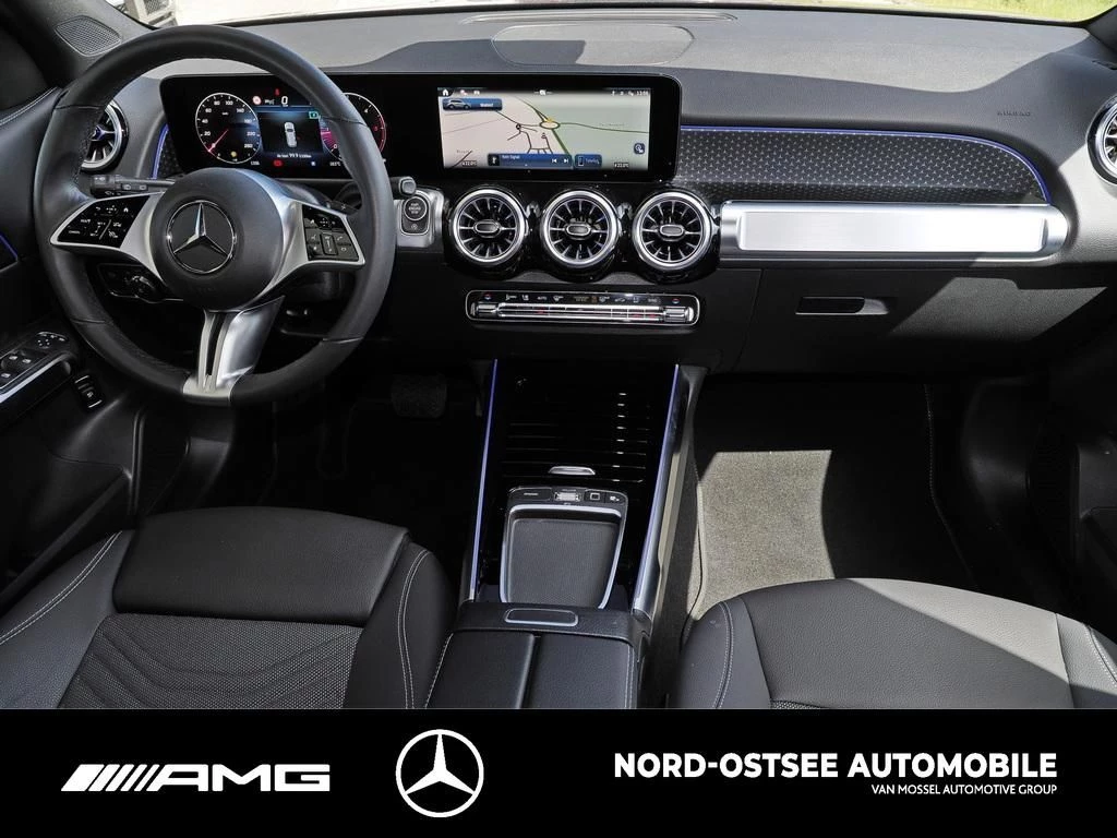 Mercedes-Benz-GLB-image-10