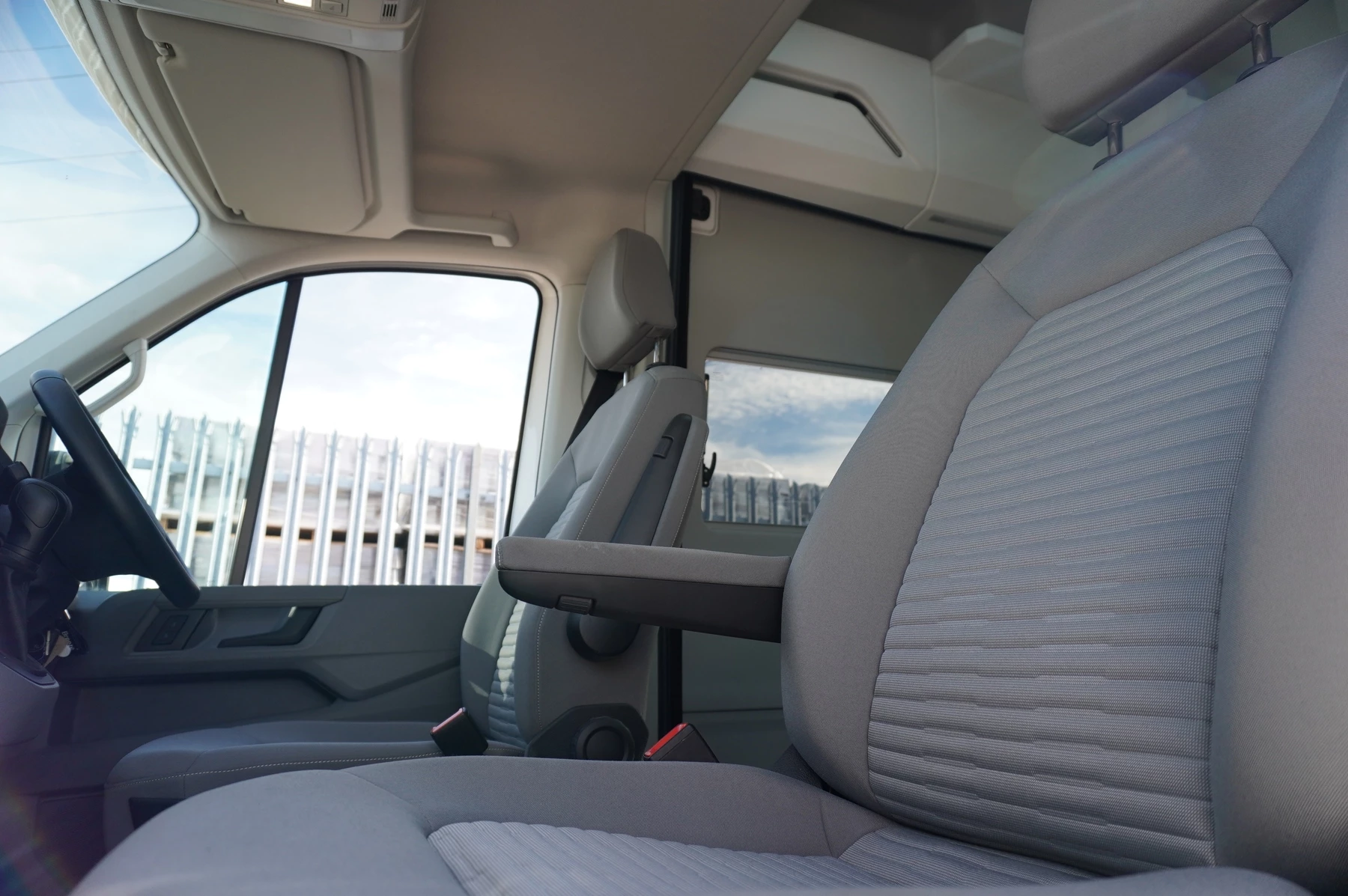 Volkswagen-California-image-54
