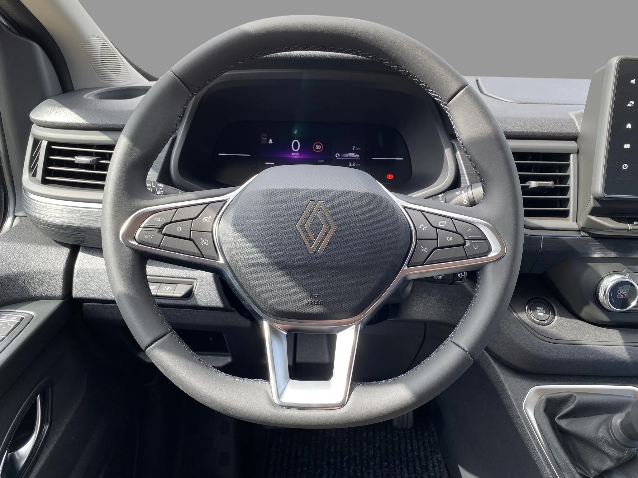 Renault-Trafic-image-11