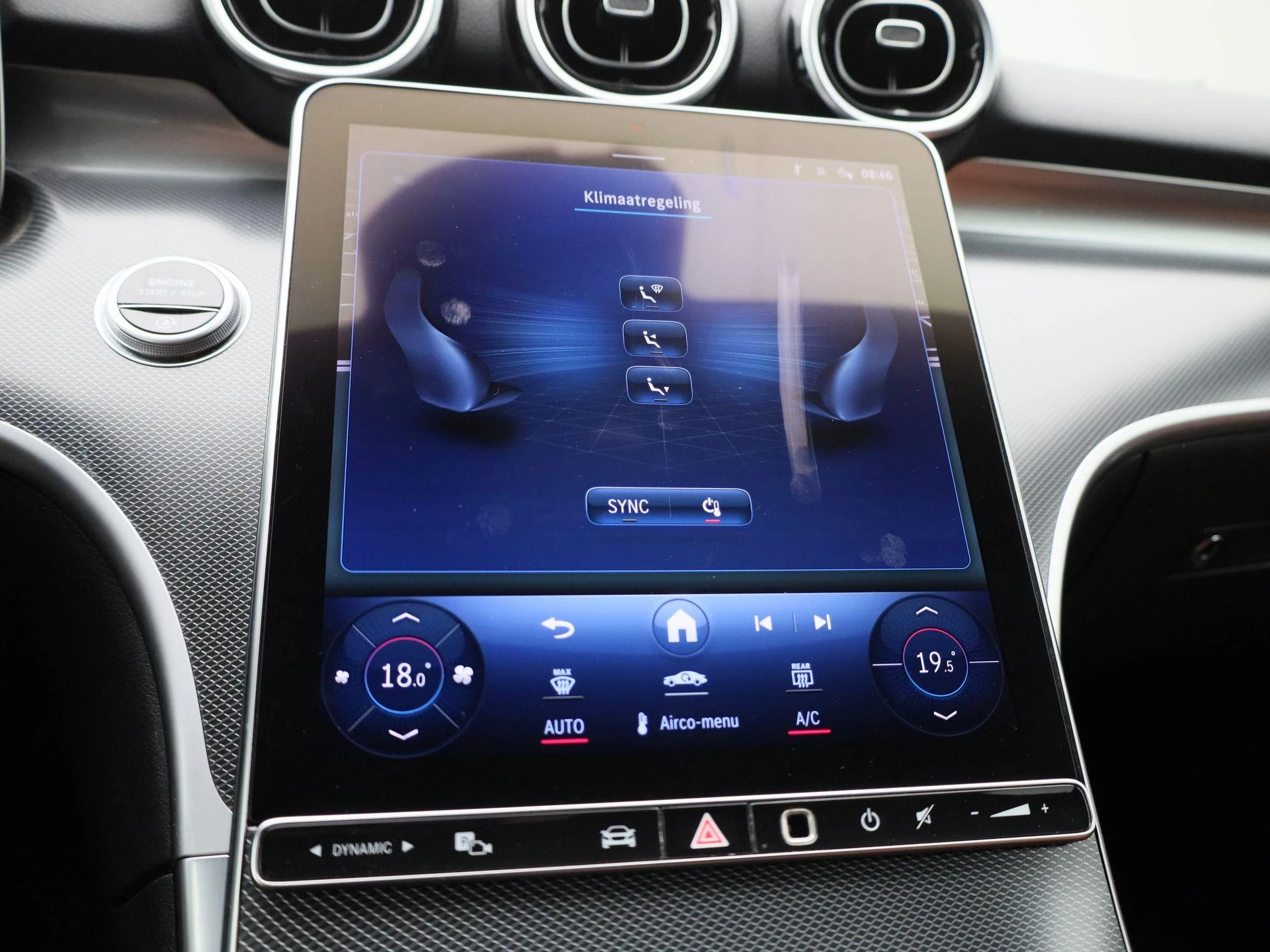Mercedes-Benz-C-Klasse-image-16