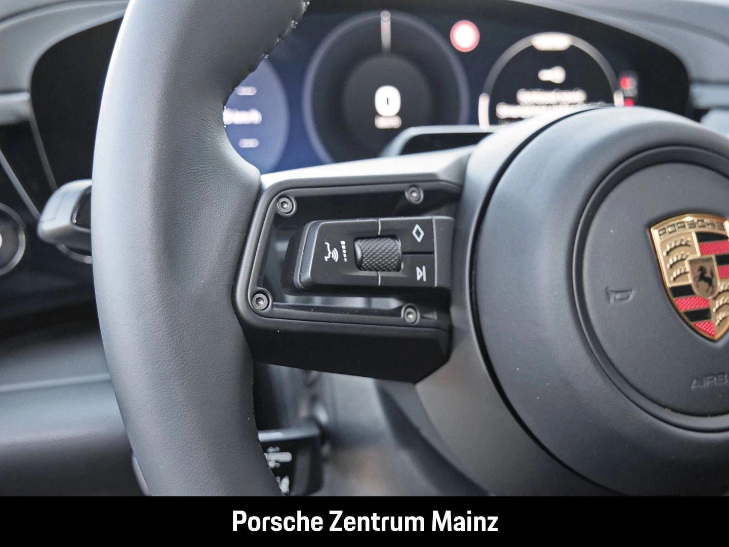 Porsche-Macan-image-21
