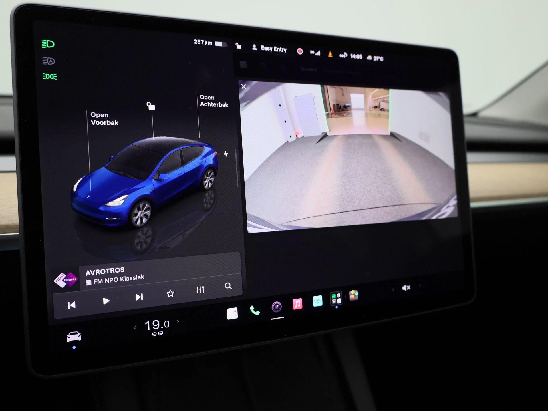 Tesla-Model Y-image-22