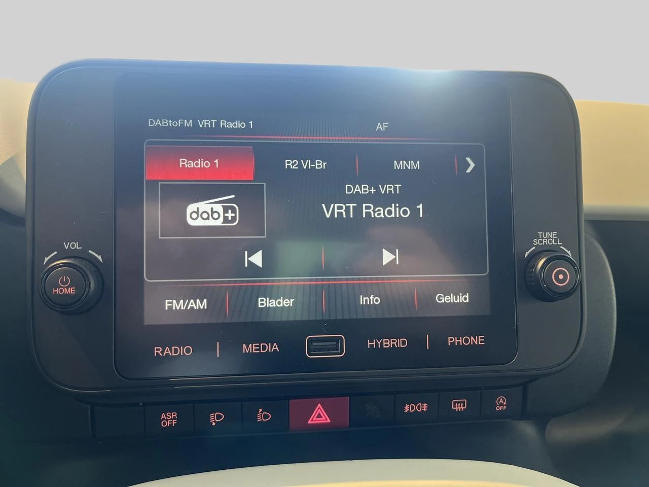 Fiat Pandina 1.0 Hybrid 70 MT6 Pandina