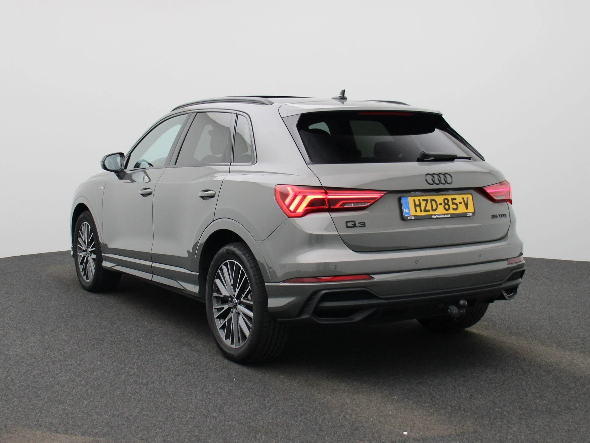 Audi-Q3-image-2