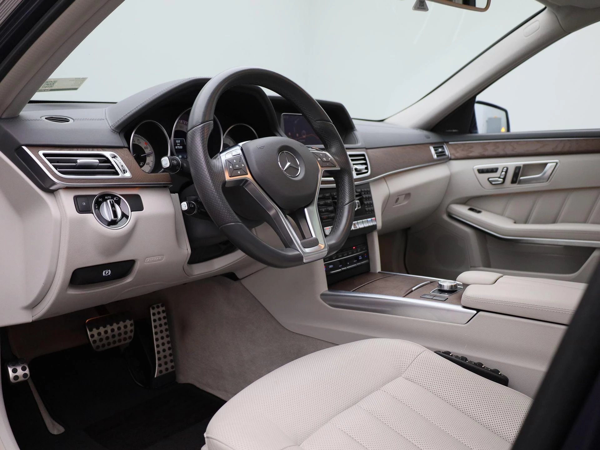 Mercedes-Benz E-Klasse 400 Edition Sport Avantgarde