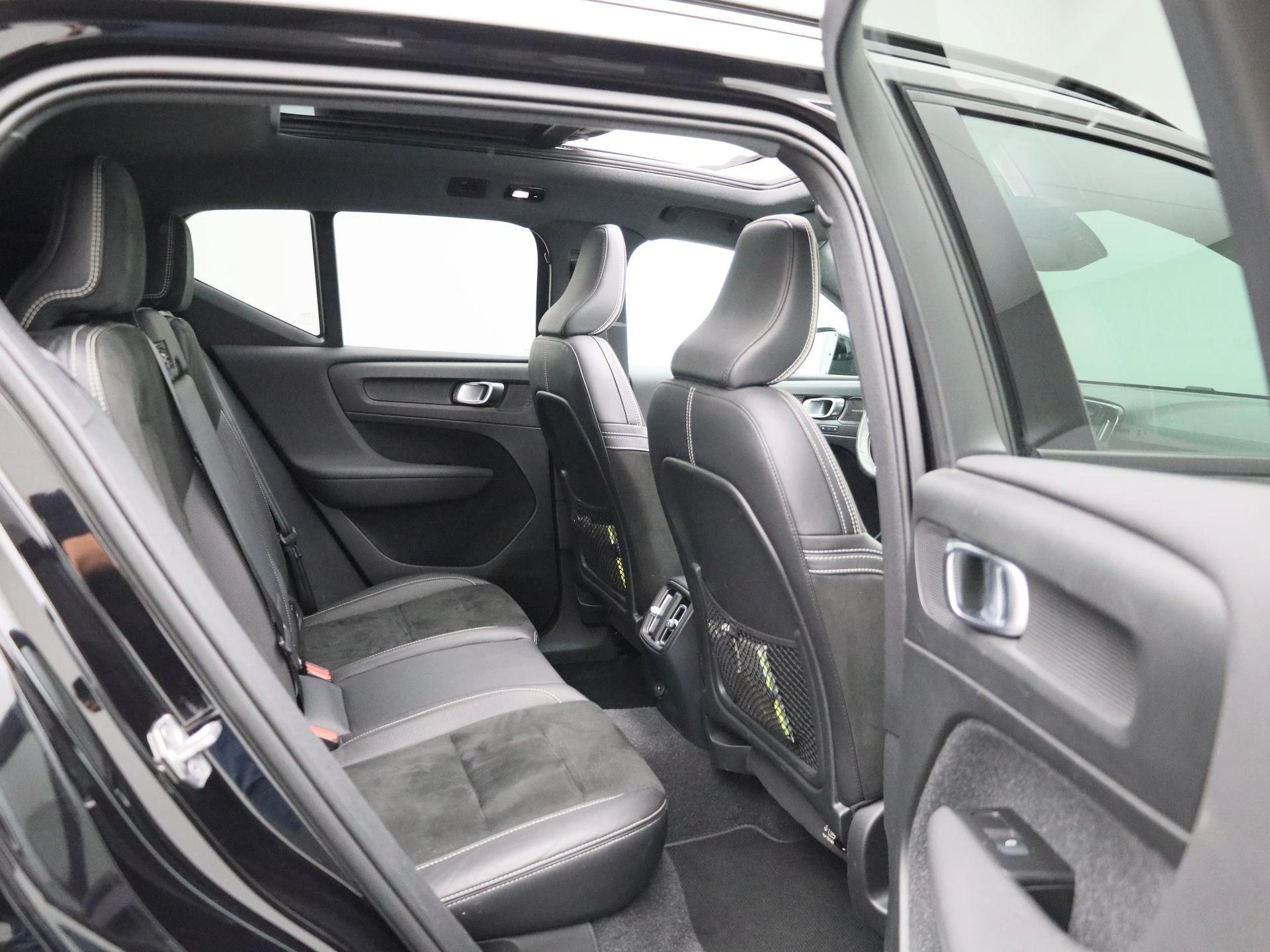 Volvo-XC40-image-37