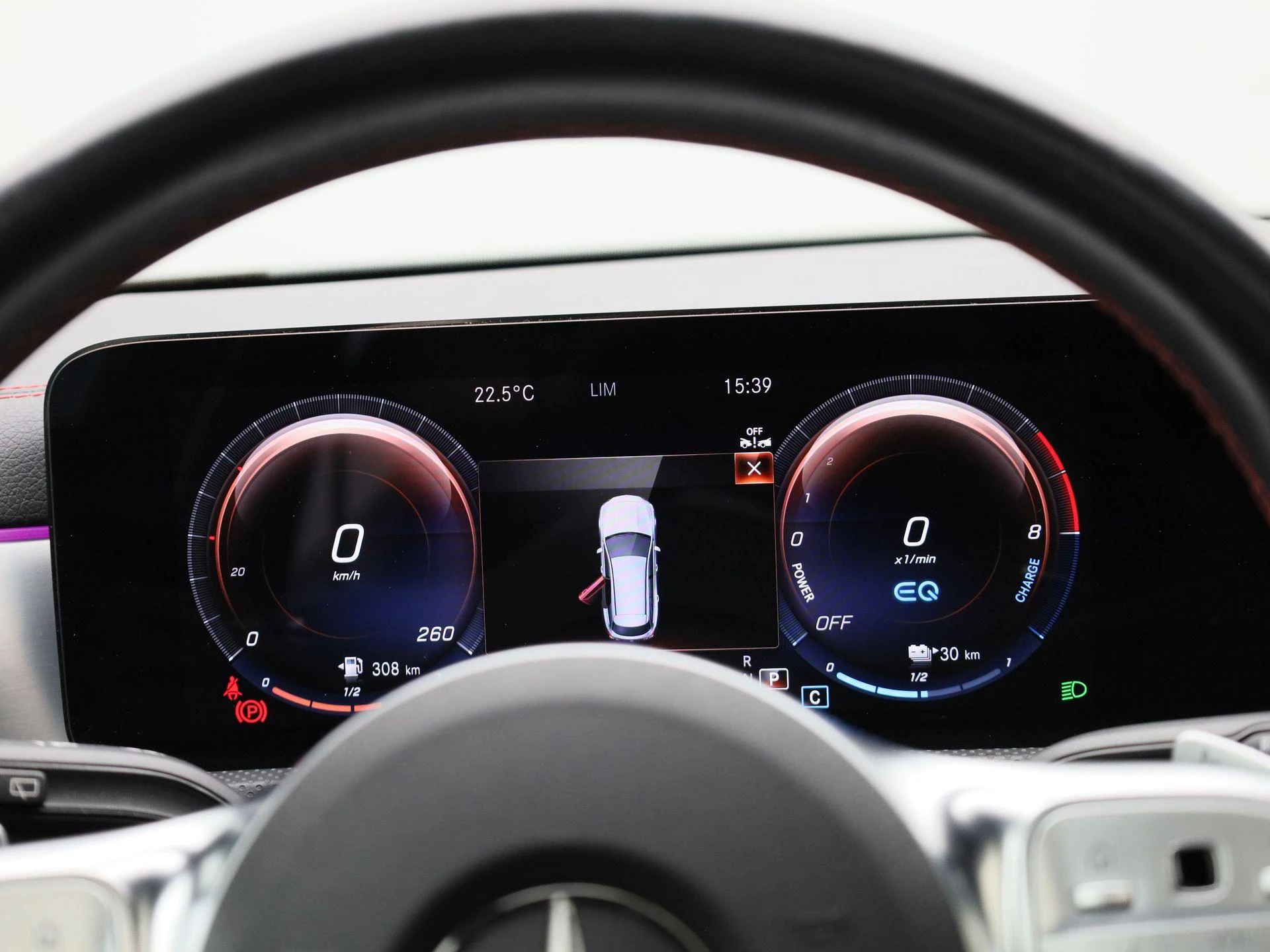 Mercedes-Benz-CLA-image-7