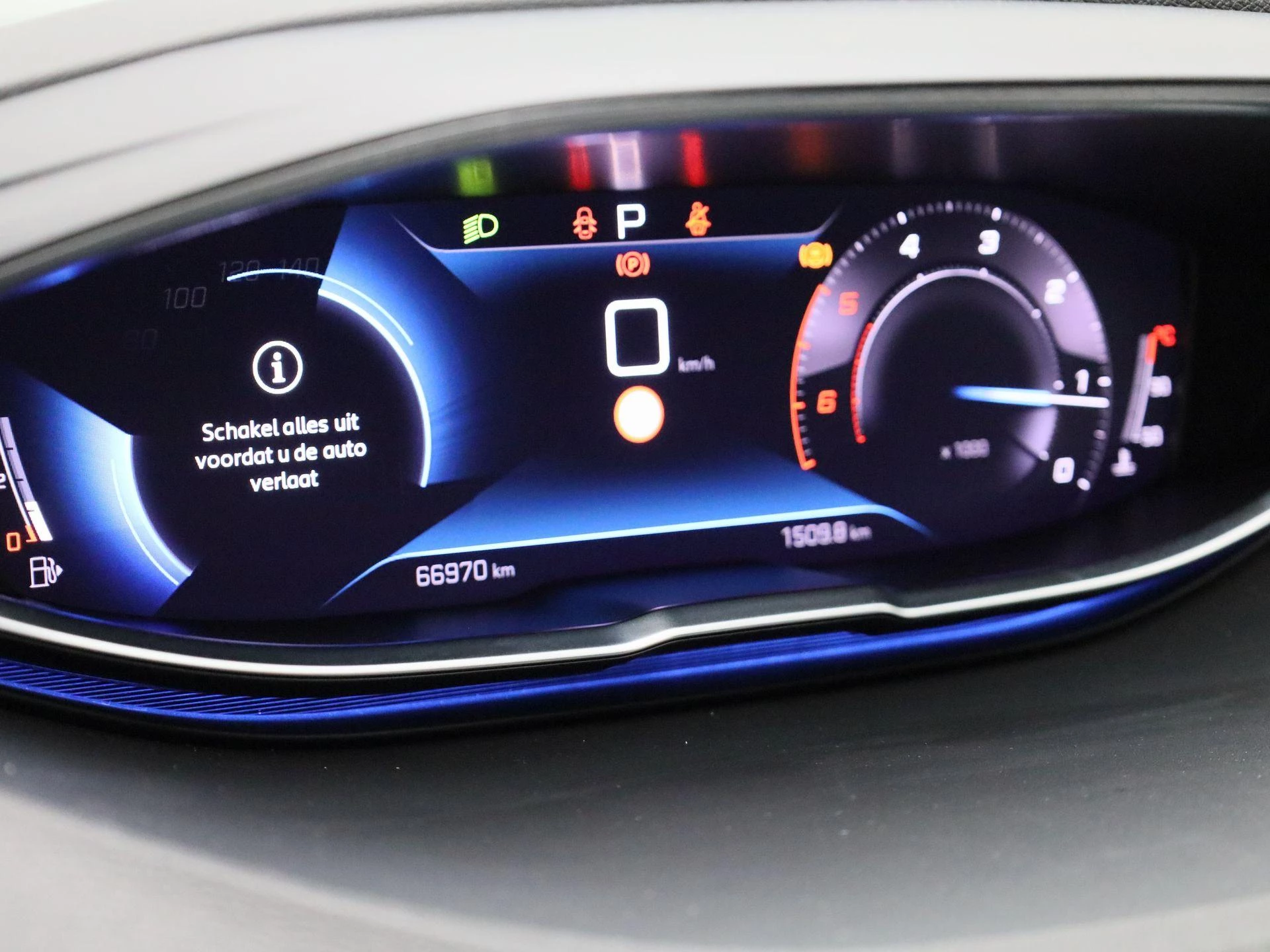 Peugeot-5008-image-7