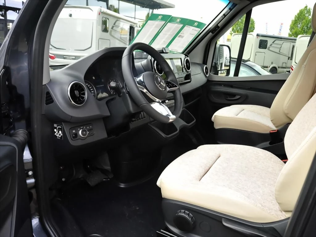 Hymer--image-11