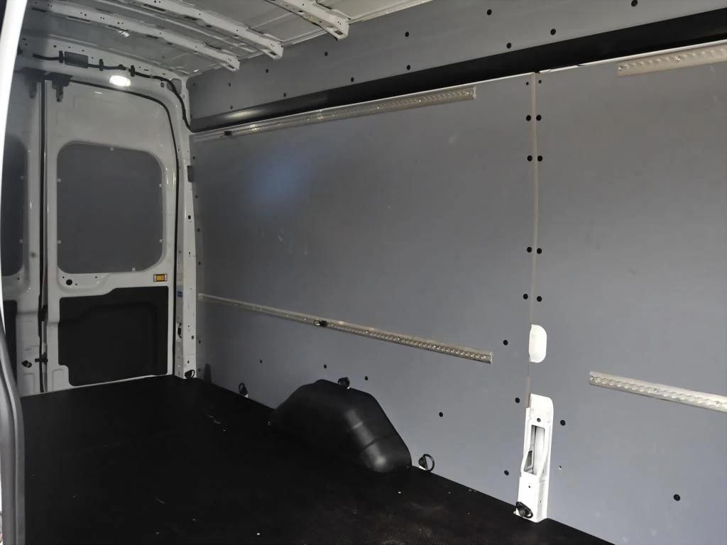 Ford-Transit-image-11