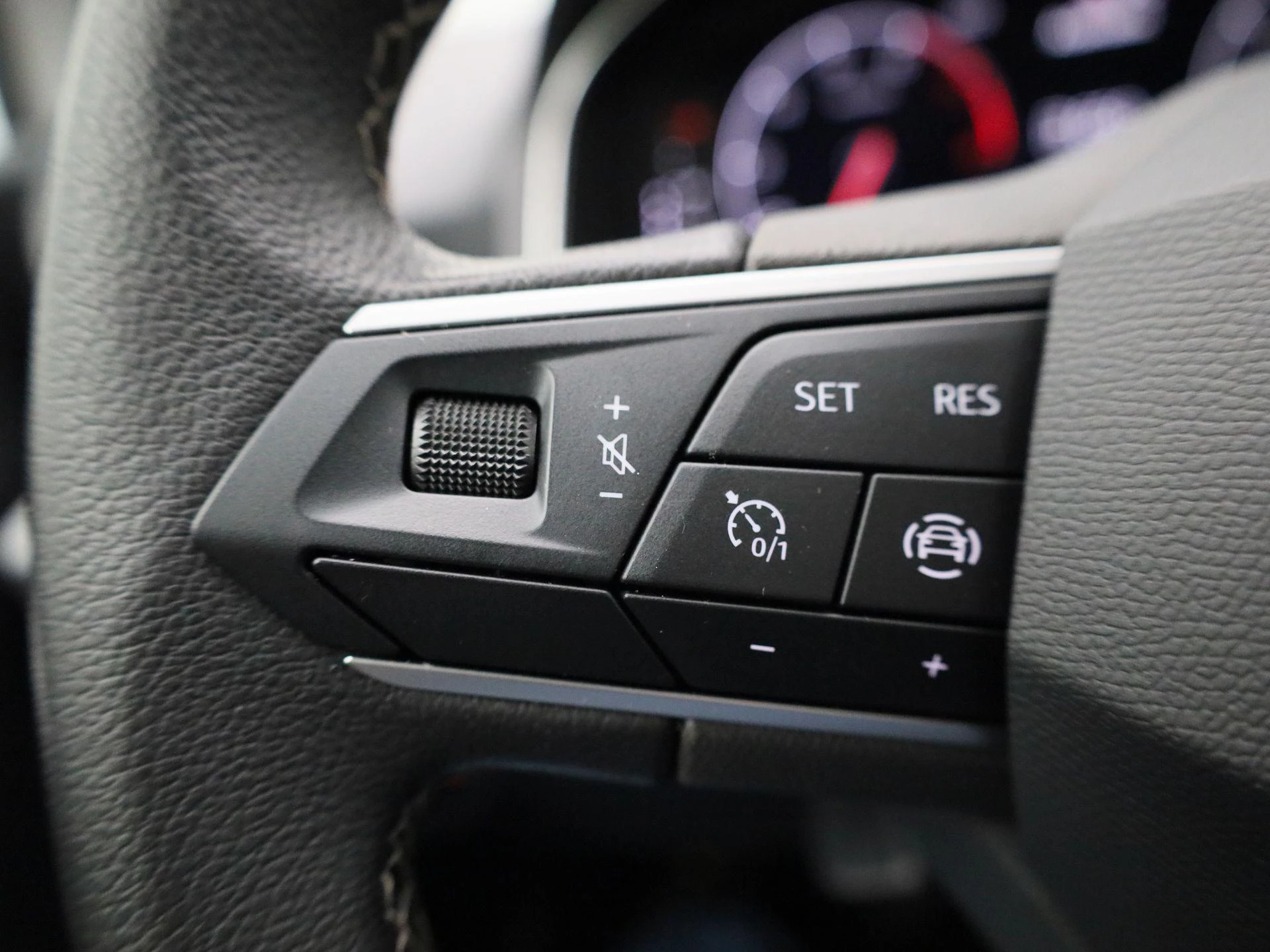 SEAT-Arona-image-17