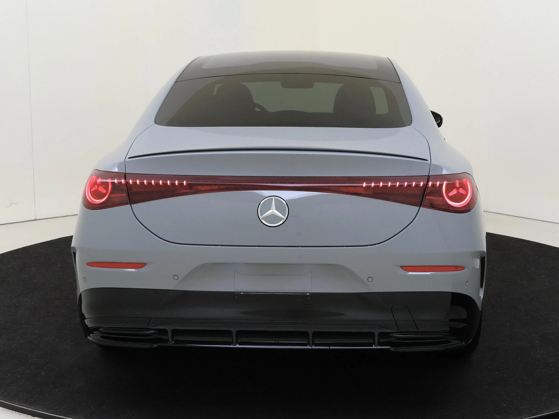 Mercedes-Benz-CLA-image-5