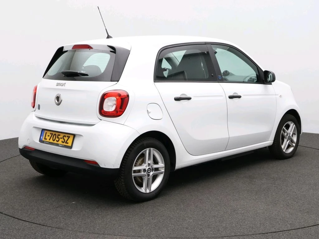 smart-Forfour-image-1