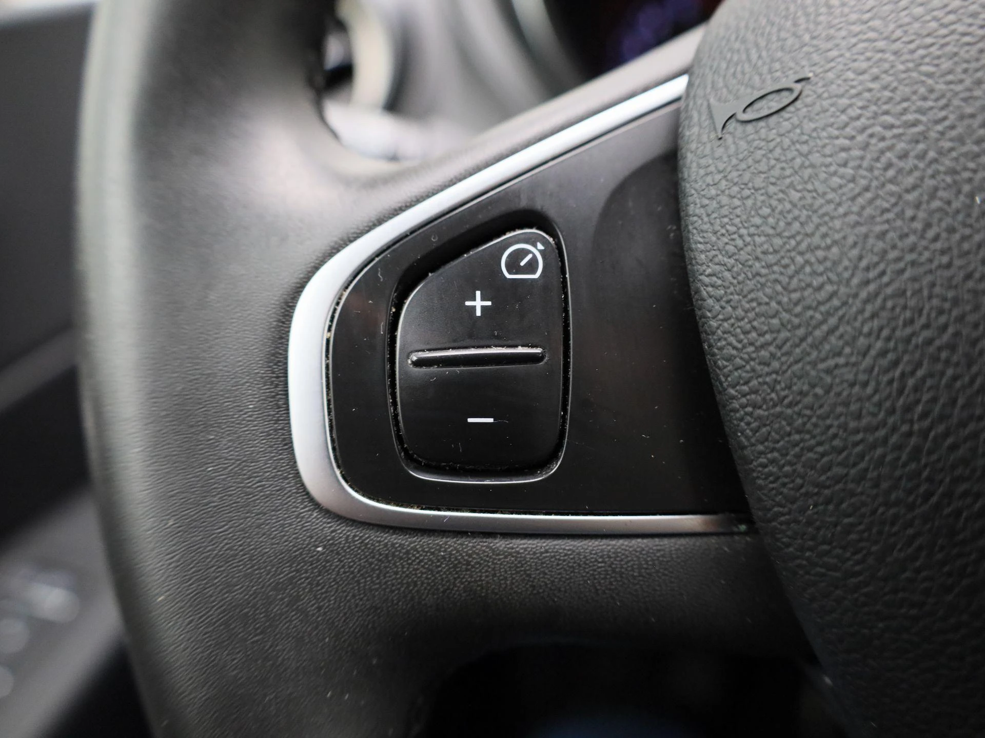 Renault-Captur-image-16