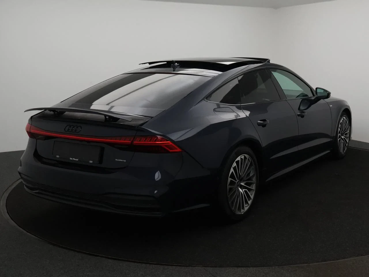 Audi-A7-image-2