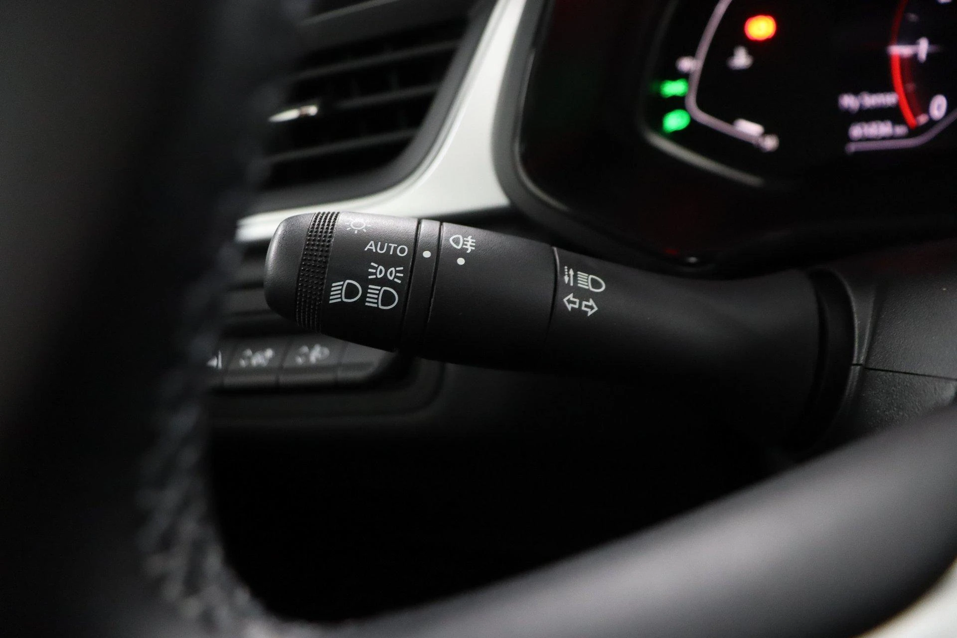 Renault-Captur-image-23