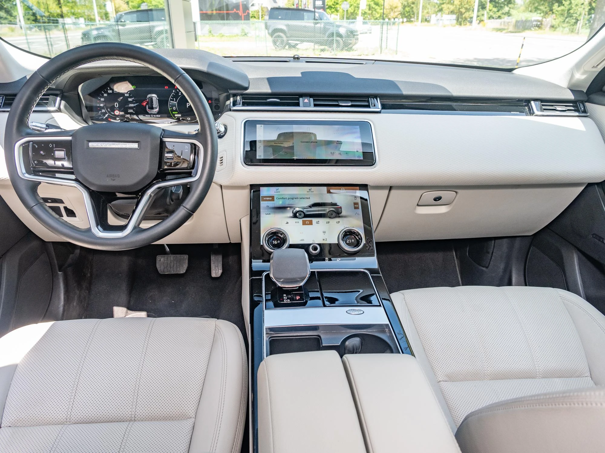 Land Rover Range Rover Velar Range Rover P400e AWD Auto. 21MY