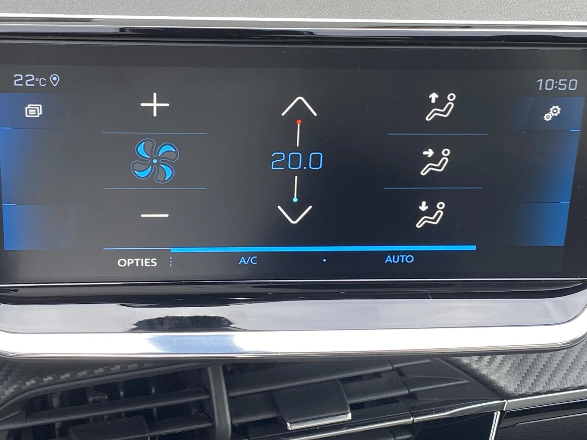 Peugeot-208-image-45