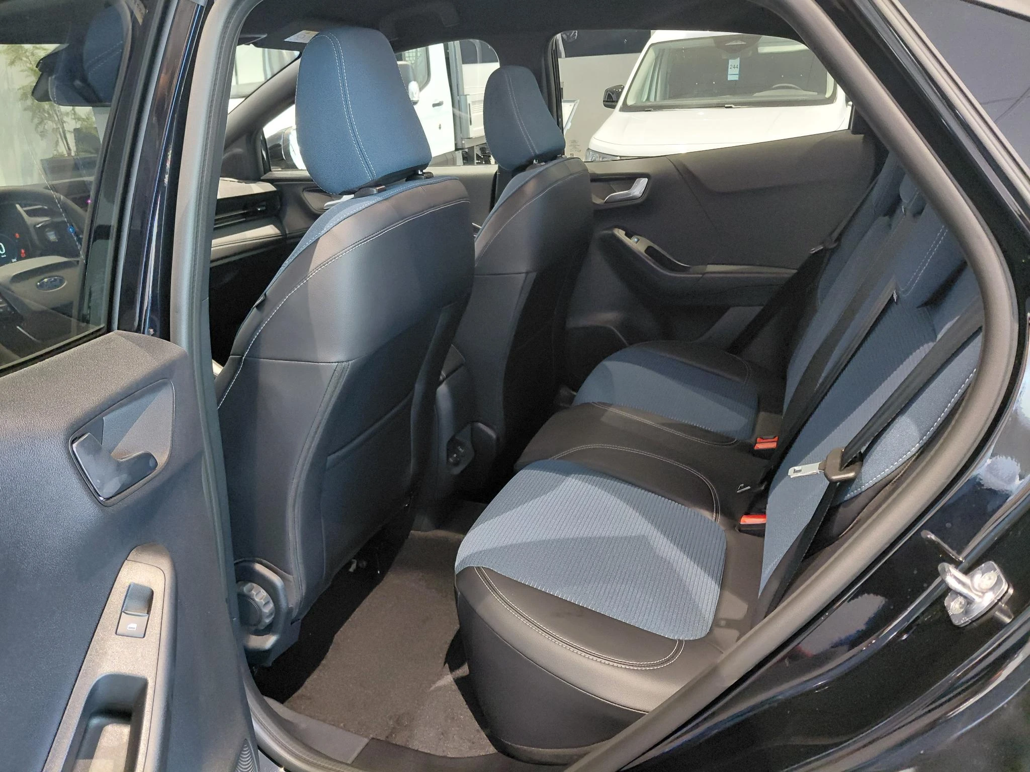Ford-Puma-image-12