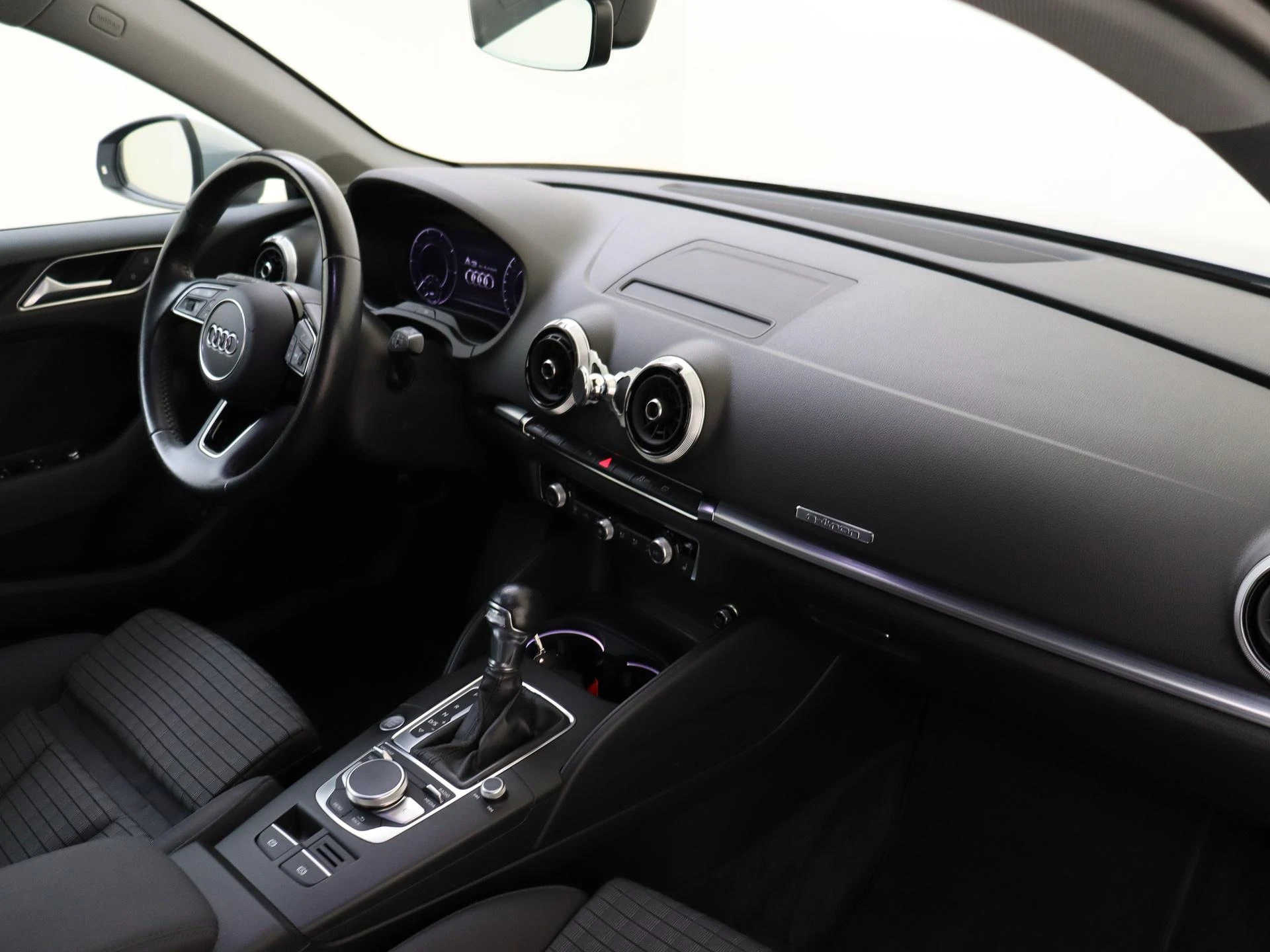 Audi-A3-image-4