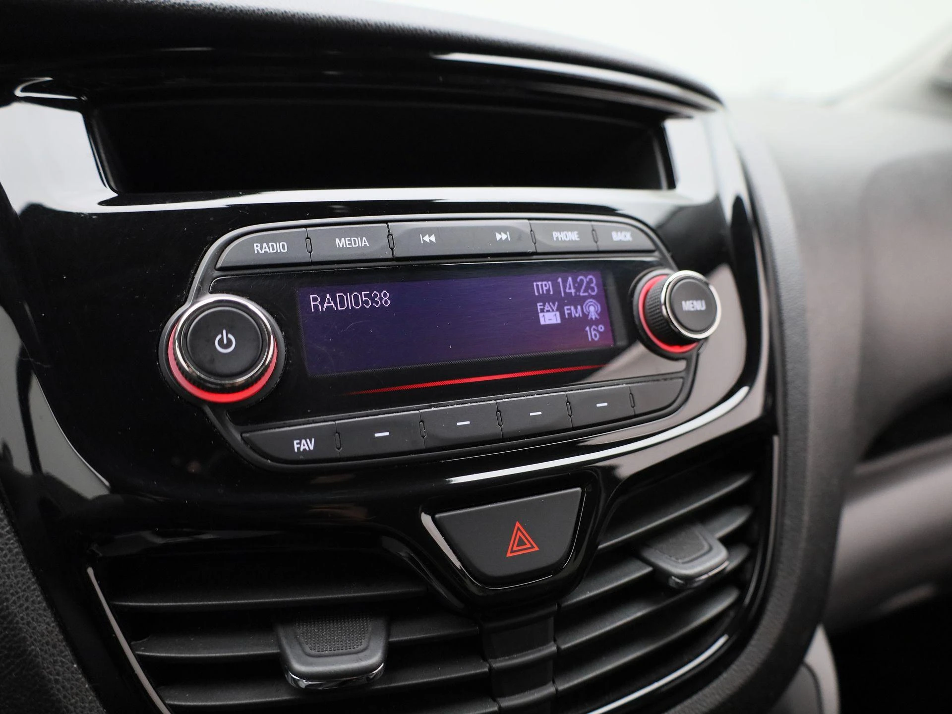Opel-KARL-image-19