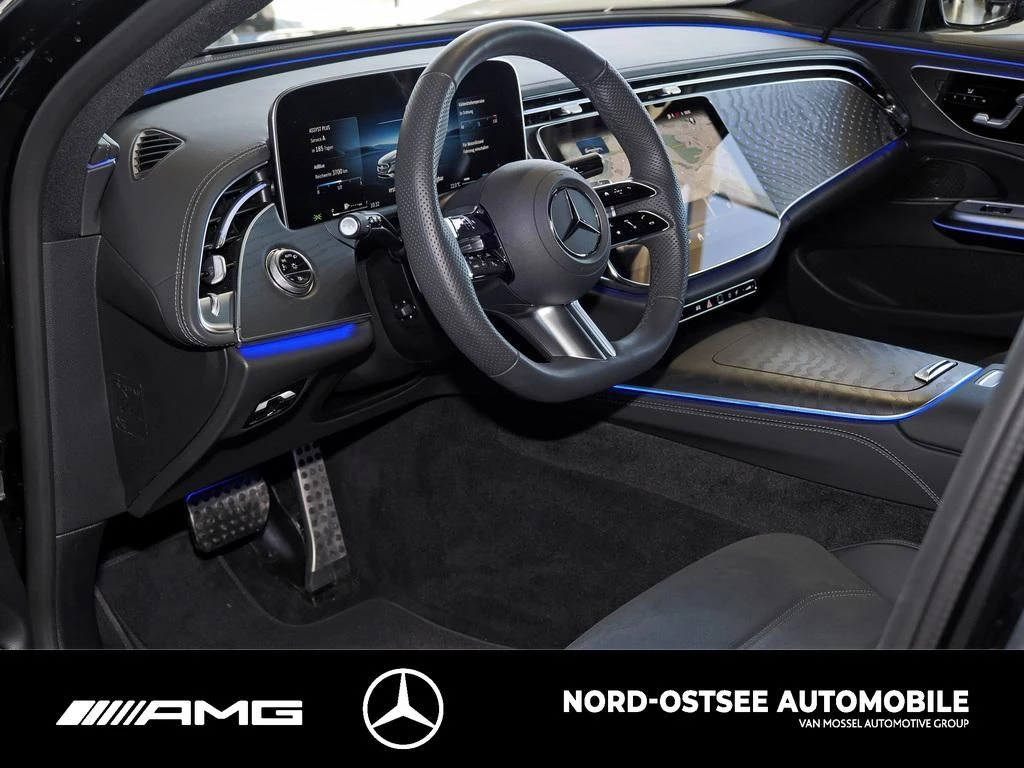 Mercedes-Benz E-Klasse 220 T d AMG ADV.+ DISTRO PANO 360° MBUX AHK AMGW214 E 220 T d AMG ADV.+ DISTRO PANO 360° MBUX AHK AMG