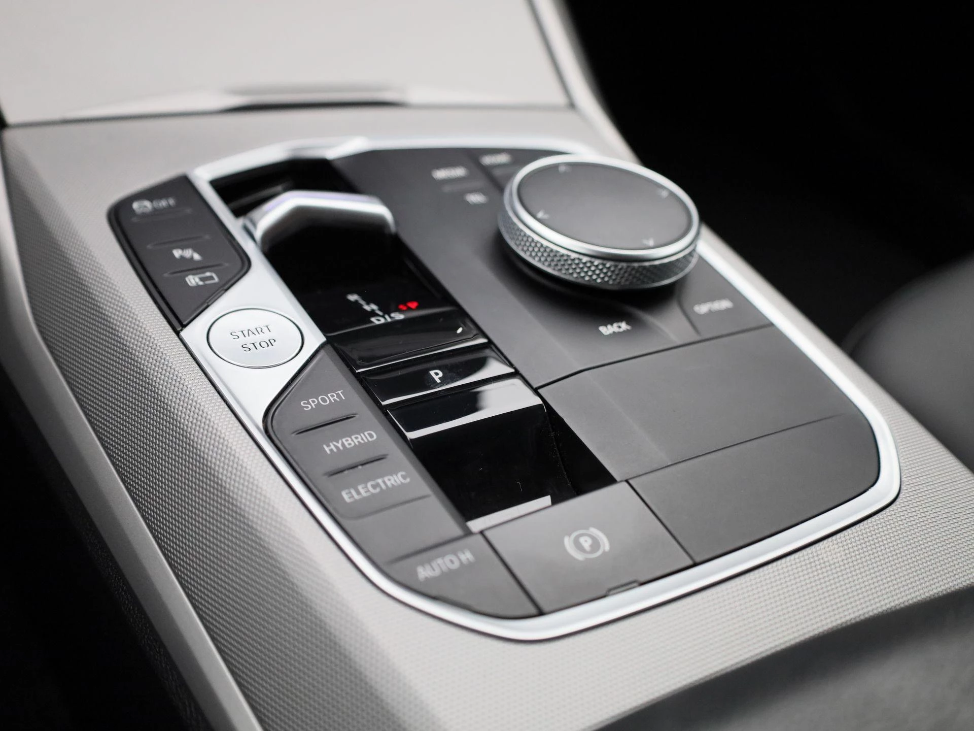 BMW-3 Serie-image-19