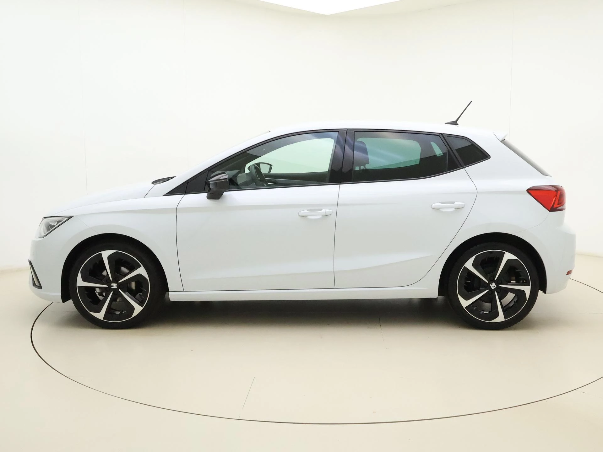 SEAT Ibiza 1.0 EcoTSI FR Business Intense