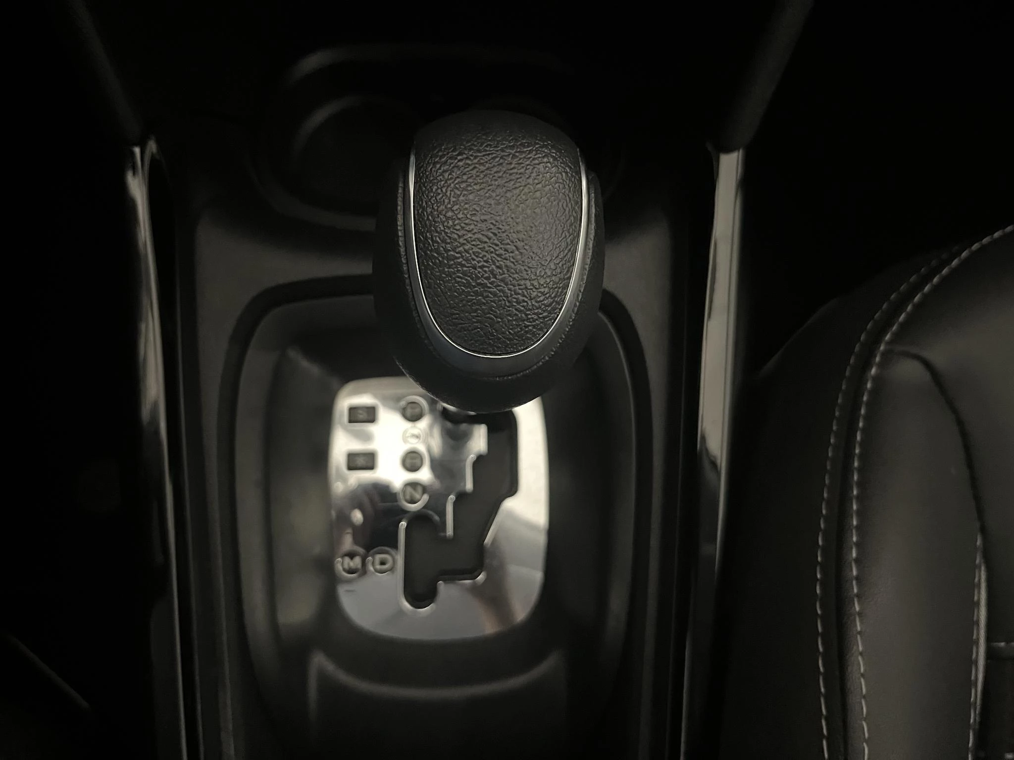 Peugeot-2008-image-11