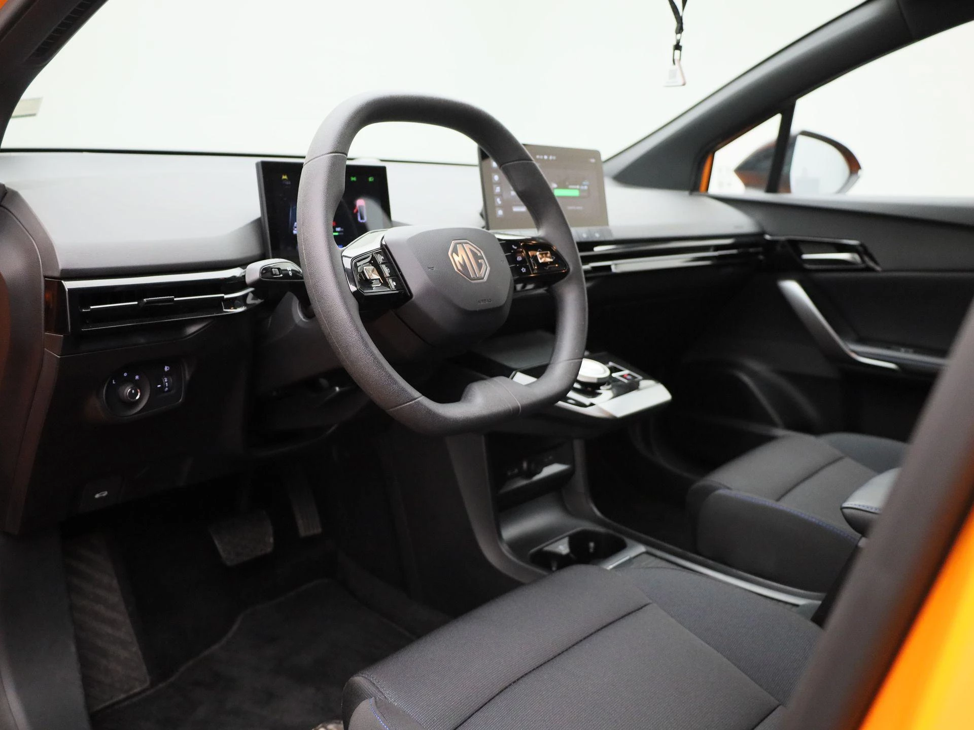 MG MG4 51 kWh Standard
